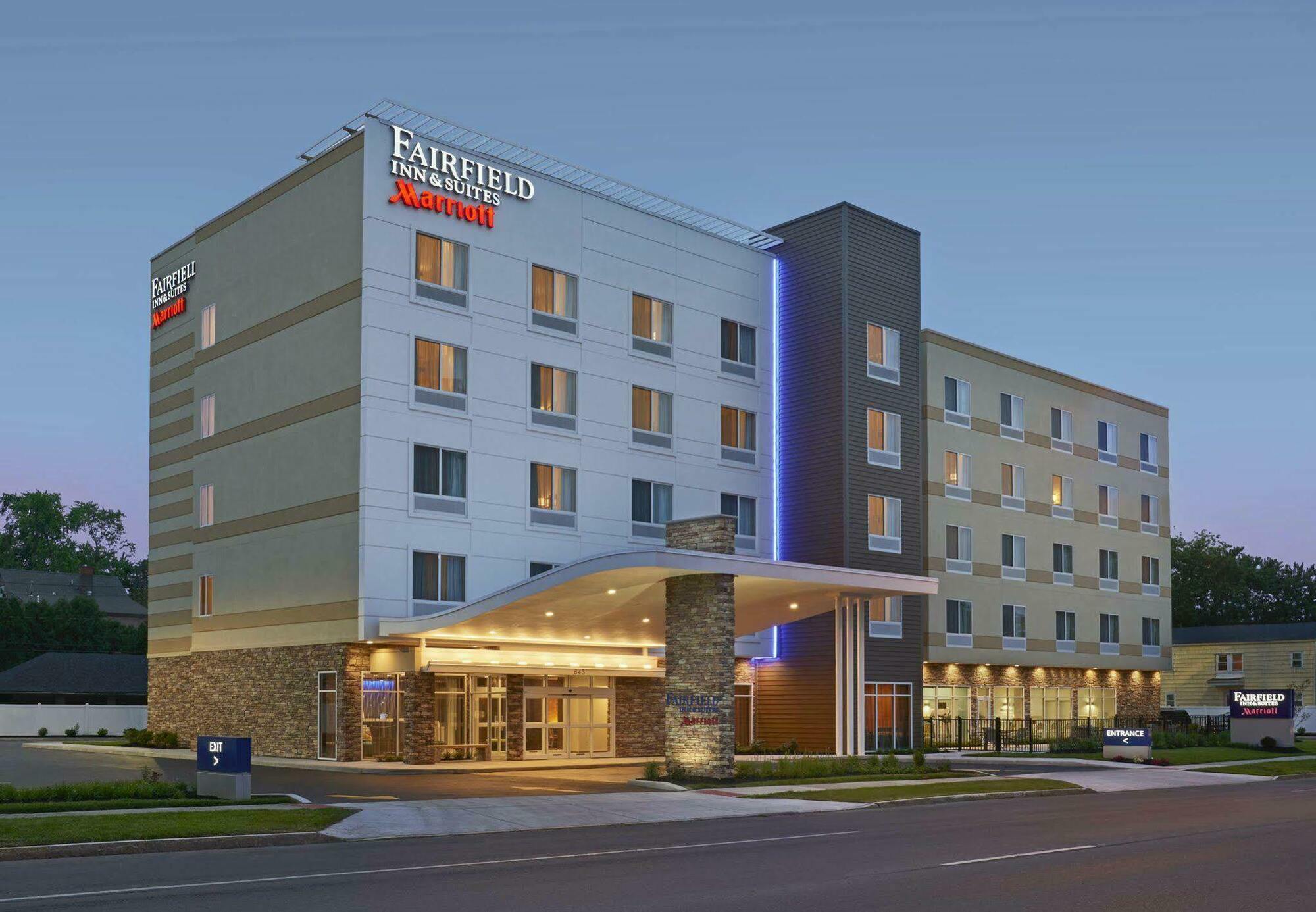 Fairfield By Marriott Niagara Falls Hotel Exterior photo